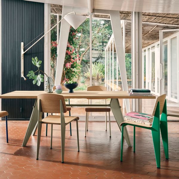 Angers Nantes Cholet Saumur Icones Chaise Standard Vitra 4