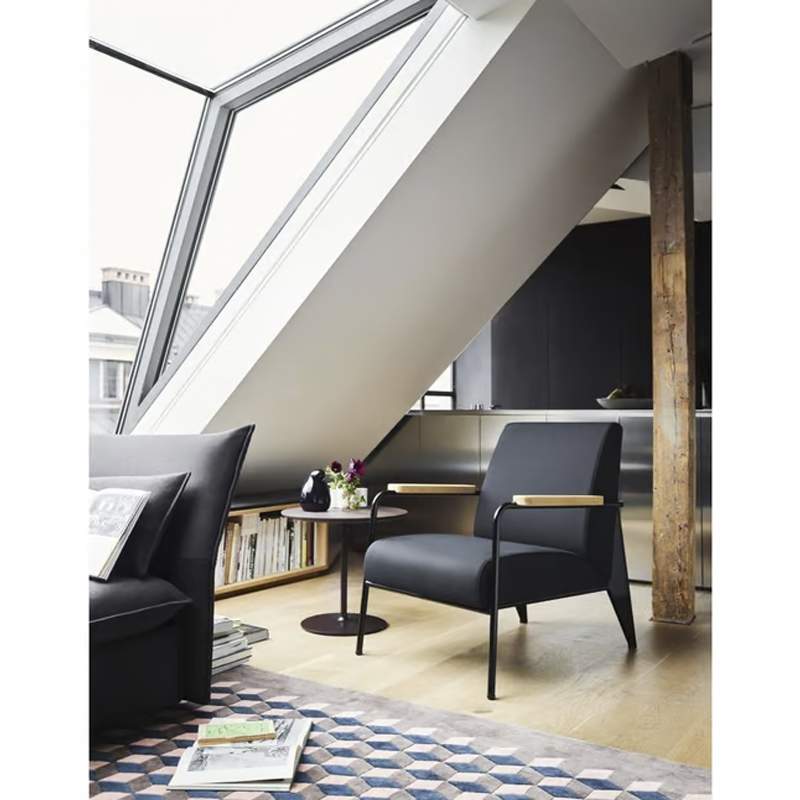 Angers Nantes Cholet Saumur Icones Chaise Vitra Fauteuil de salon Prouvé 3