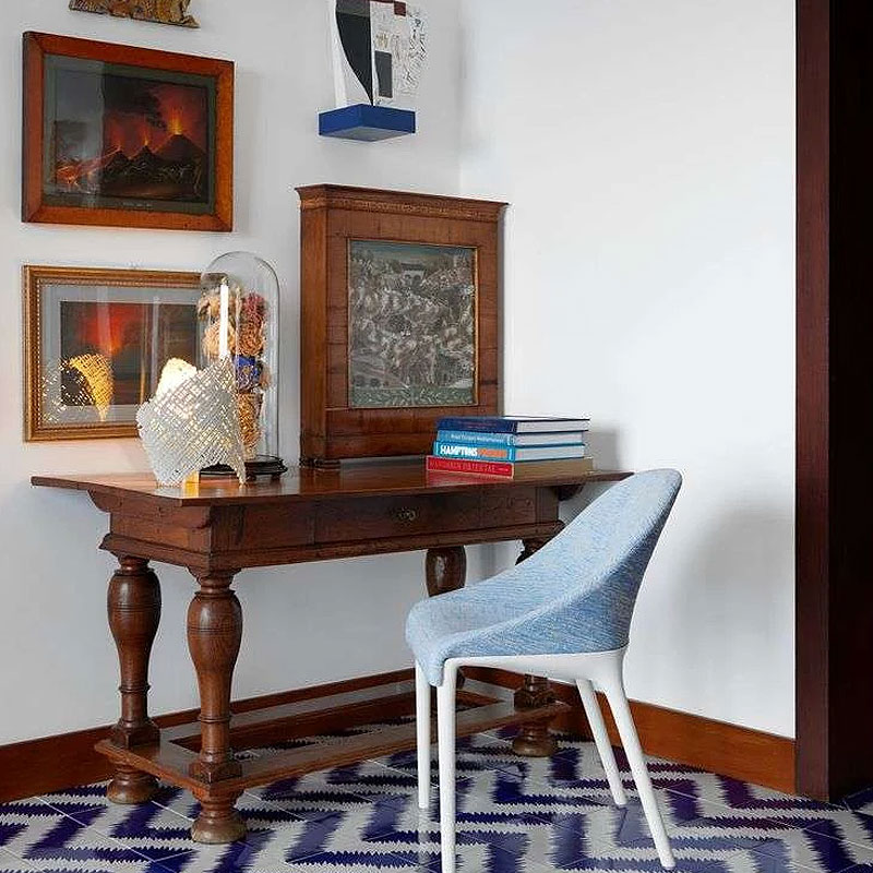 Angers Nantes Cholet Saumur Icones Kartell Tea lampe a poser Blanc Ferruccio Laviani 3