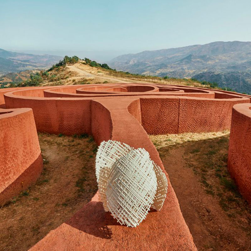 Angers Nantes Cholet Saumur Icones Kartell Tea lampe a poser Blanc Ferruccio Laviani 7