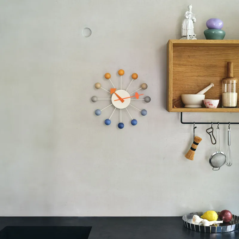 Angers Nantes Cholet Saumur Icones Objet Vitra deco Nelso horloge murale ball clock sunrise dawn edition limitee 2