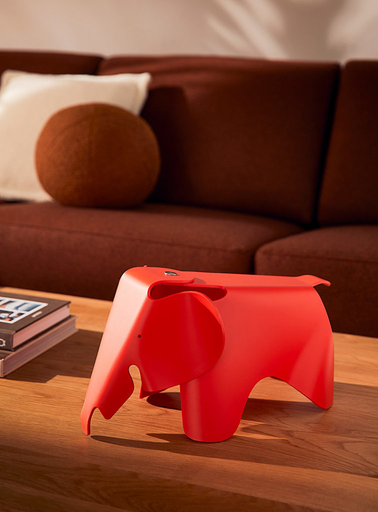 Angers Nantes Cholet Saumur Icones Objet Vitra Elephant Eames Rouge Coquelicot 1