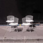 Angers Nantes Cholet Saumur Icones chaise Knoll Harry bertoia rilsan Blanc Outdoor 1