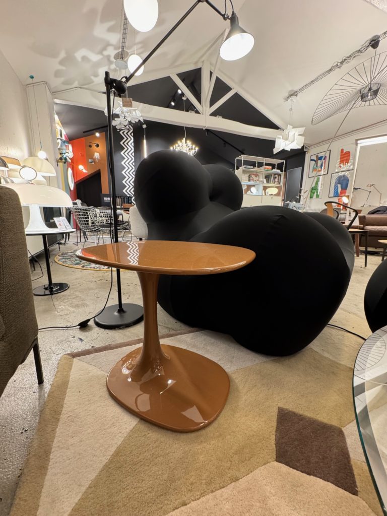 Angers Nantes Cholet Saumur Icones gueridon B&B Italia Awa Tabac Naoto FUKASAWA 8