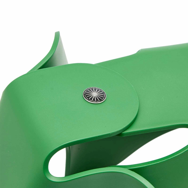 Angers Nantes Cholet Saumur bordeaux paris laval poitiers niort le mans Tours Orleans Icones Vitra objet deco vert Eames elephant