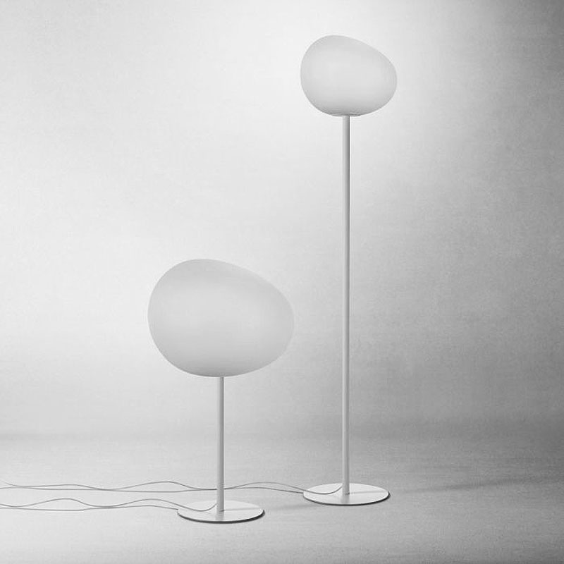 Angers Nantes Cholet Saumur Icones Foscarini Lampadaire Gregg Blanc grande Ludovica et Roberto Palomba