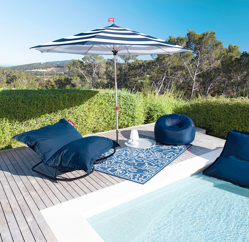 Angers Nantes Cholet Saumur Icones Fatboy Parasol mobilier exterieur Outdoor Dark Blue Bleu Stripsol 3