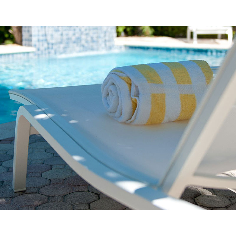 Angers Nantes Cholet Saumur Icones Fermob bain de soleil muscade Outdoor mobilier exterieur Alize Pascal Mourgue 8