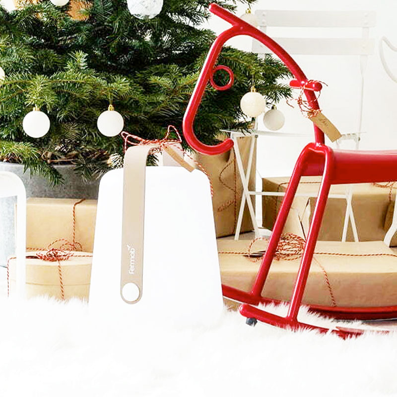 Angers Nantes Cholet Saumur Icones Fermob lampe Balad Batterie 25 outdoor Gris Argile Tristan Lohner 2