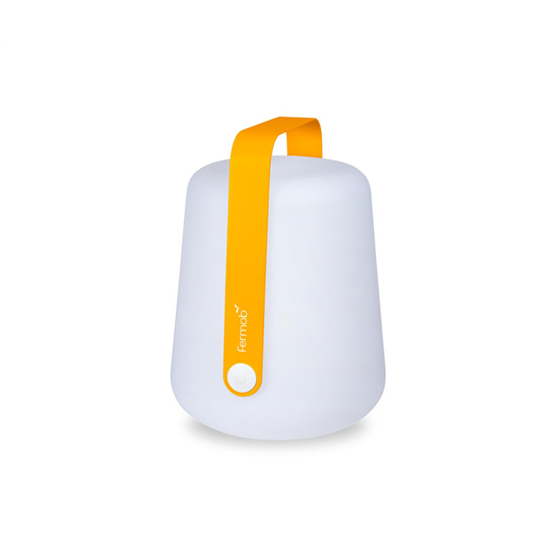 Angers Nantes Cholet Saumur Icones Fermob lampe Balad Batterie 25 outdoor jaune Miel Tristan Lohner 1