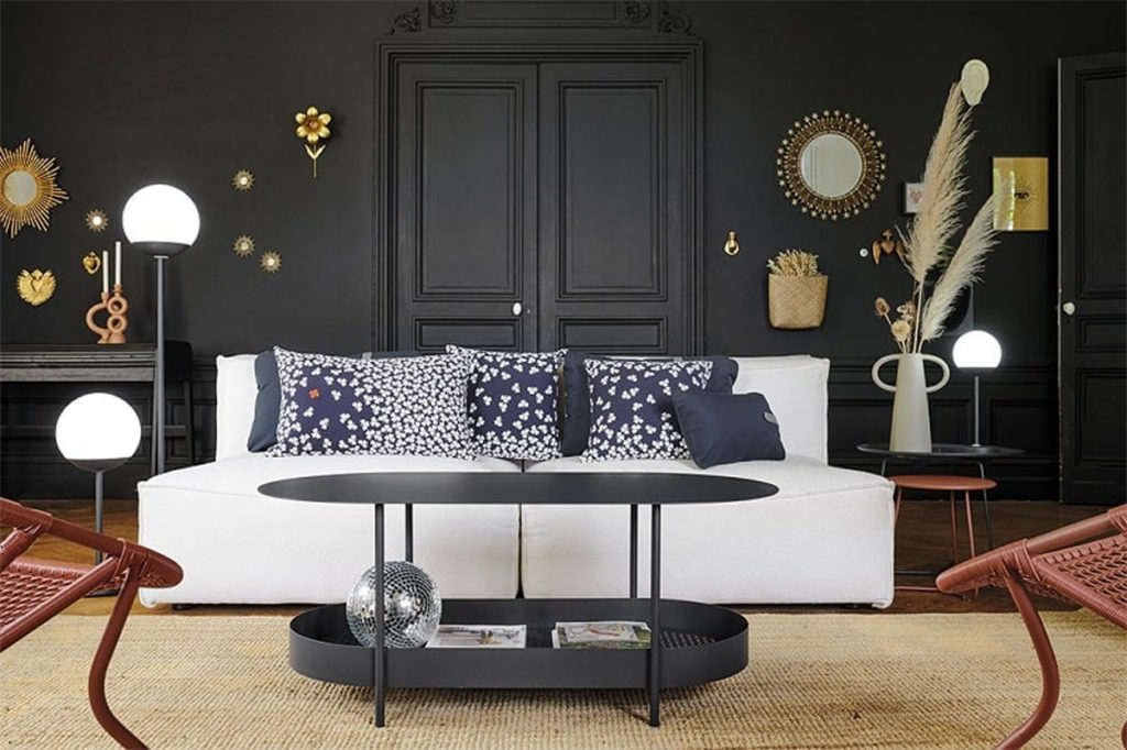 Angers Nantes Cholet Saumur Icones Fermob lampe Moon 40 outdoor carbone Tristan Lohner 3