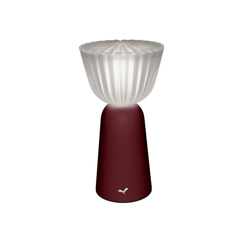 Angers Nantes Cholet Saumur Icones Fermob lampe batterie Swiing outdoor Cerise Tristan Lohner 