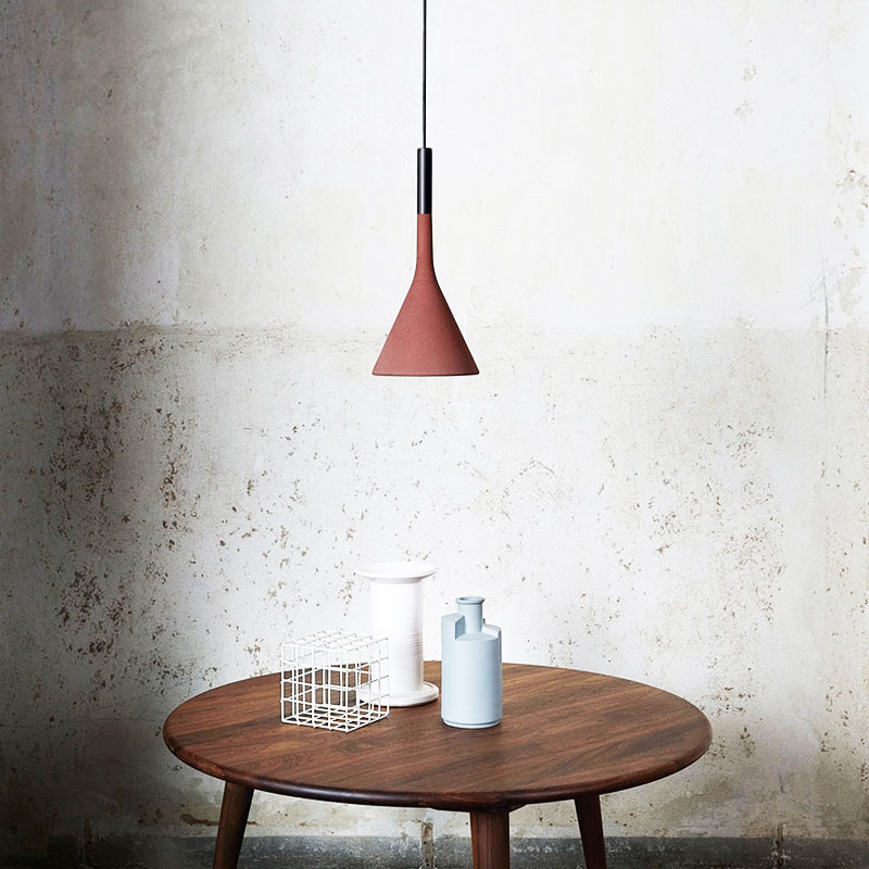 Angers Nantes Cholet Saumur Icones Foscarini Suspension Aplomb Rouge brique ciment Paolo LUCIDI & Luca PEVERE 10