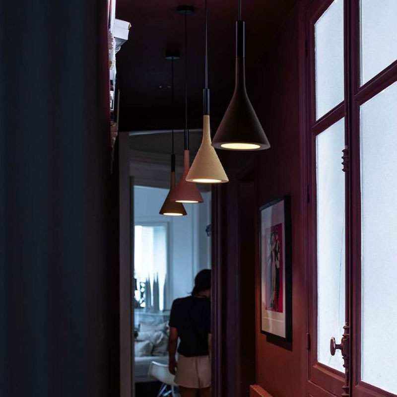 Angers Nantes Cholet Saumur Icones Foscarini Suspension Aplomb Rouge brique ciment Paolo LUCIDI & Luca PEVERE 2