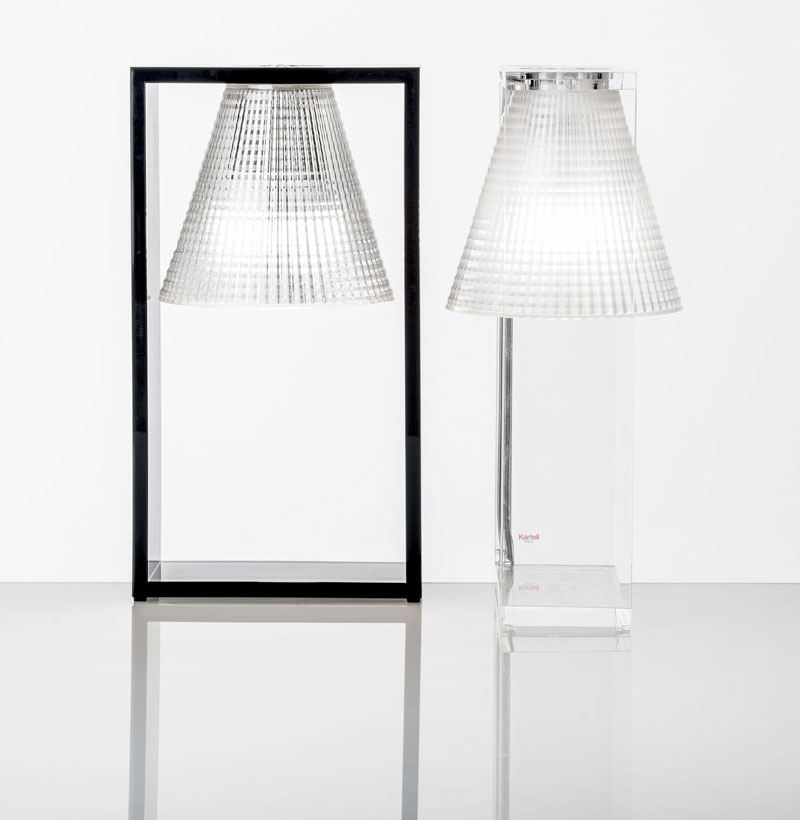 Angers Nantes Cholet Saumur Icones Kartell Lampe a poser Light Air cristal transparent noir Eugeni Quitllet3
