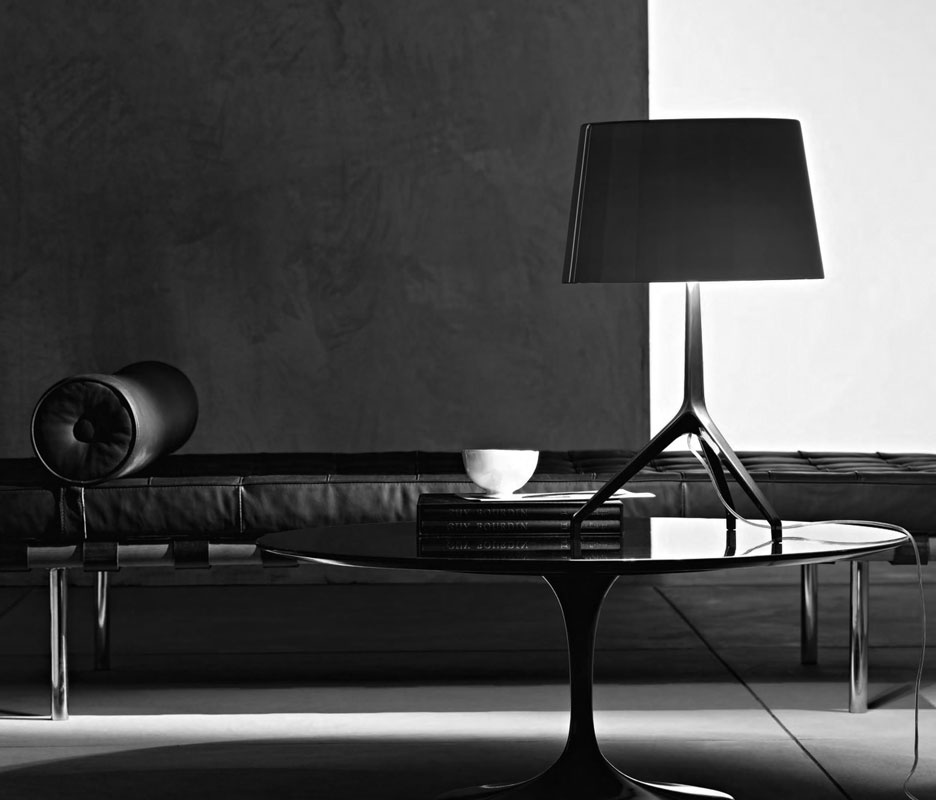 Angers Nantes Cholet Saumur Icones Kartell Lampe a poser Lumiere Lumière XXL aluminium chromé noir Foscarini  Rodolfo Dordoni 6