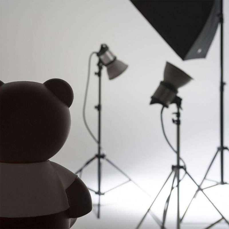 Angers Nantes Cholet Saumur Icones Kartell Lampe a poser Teddy Bear TOY Jeremy Scott Moschino 4