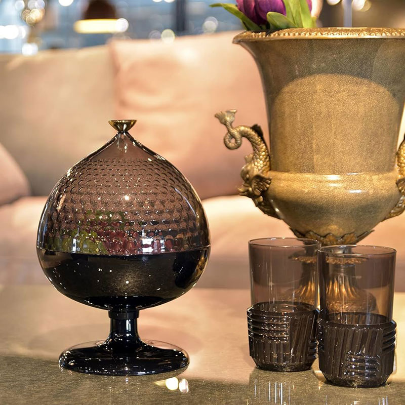 Angers Nantes Cholet Saumur Icones Kartell Objet deco Pumo Accesoire Noir Fumé Fabio November 2