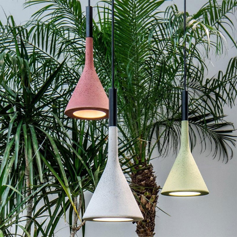 Angers Nantes Cholet Saumur Icones Kartell Suspension Applomb grappe Composition Paolo LUCIDI & Luca PEVERE 5