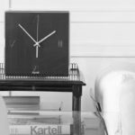 Angers Nantes Cholet Saumur Icones Kartell Tic Tac Horloge cristal transparent Noir Blanc Eugeni Quitllet 11