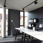 Angers Nantes Cholet Saumur Icones Artemide Lampadaire Cadmo Noir Blanc Luminaire design Karim Rashid 1