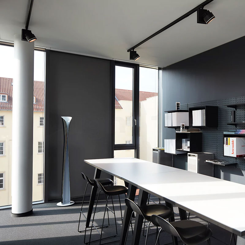 Angers Nantes Cholet Saumur Icones Artemide Lampadaire Cadmo Noir Blanc Luminaire design Karim Rashid 1