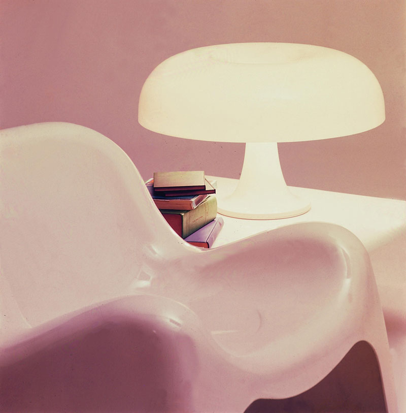 Angers Nantes Cholet Saumur Icones Artemide Lampe a poser Nesso Blanc Giancarlo Mattioli 4