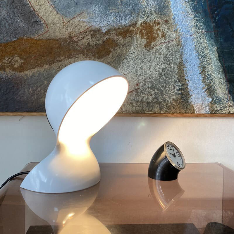Angers Nantes Cholet Saumur Icones Artemide Lampe de table Dalu blanc Vico Magistretti 4
