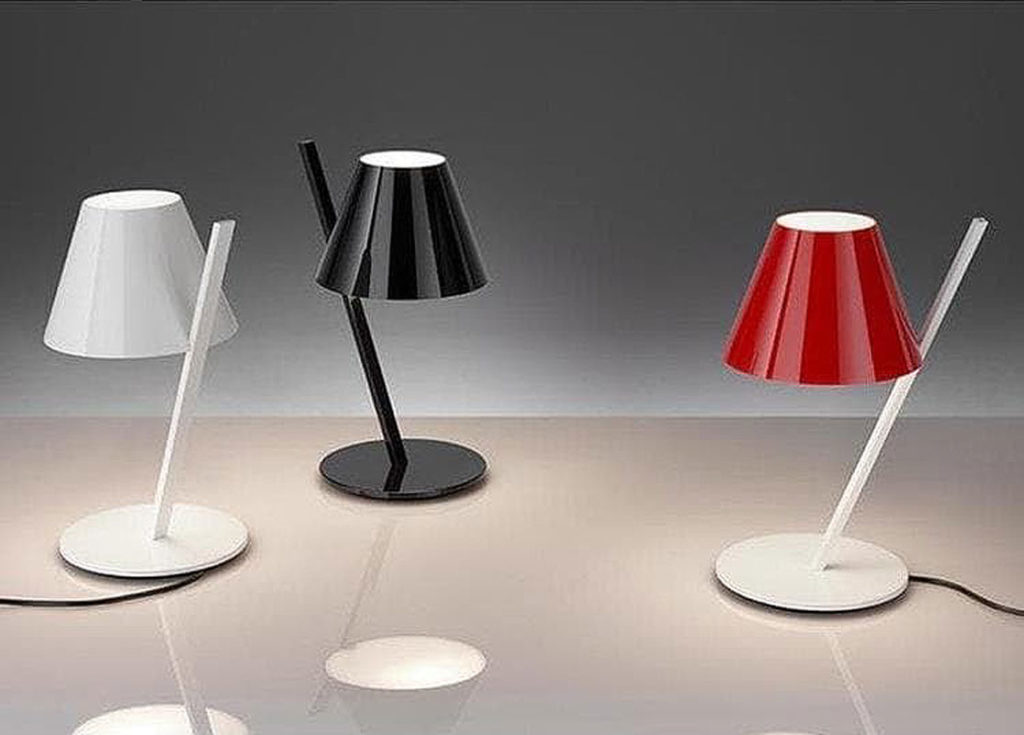 Angers Nantes Cholet Saumur Icones Artemide Lampe de table La Petite noir Quaglio Simonelli 4