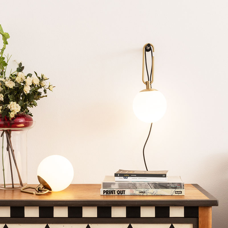 Angers Nantes Cholet Saumur Icones Artemide applique NH Wall laiton verre suspension Neri & Hu 10