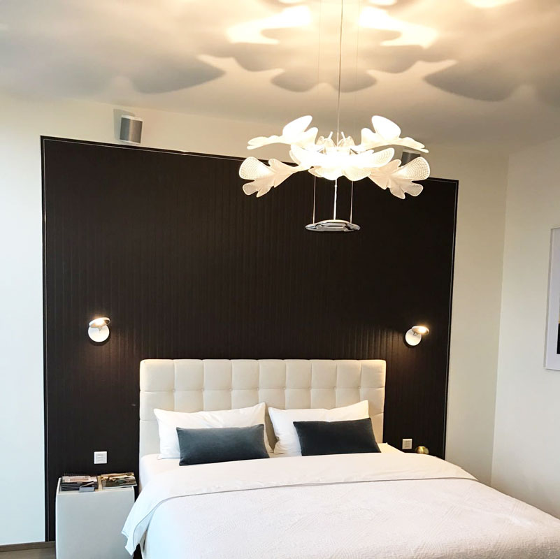 Angers Nantes Cholet Saumur Icones Artemide suspension Chlorophilia chrome nature fleur Ross Lovegrove 6