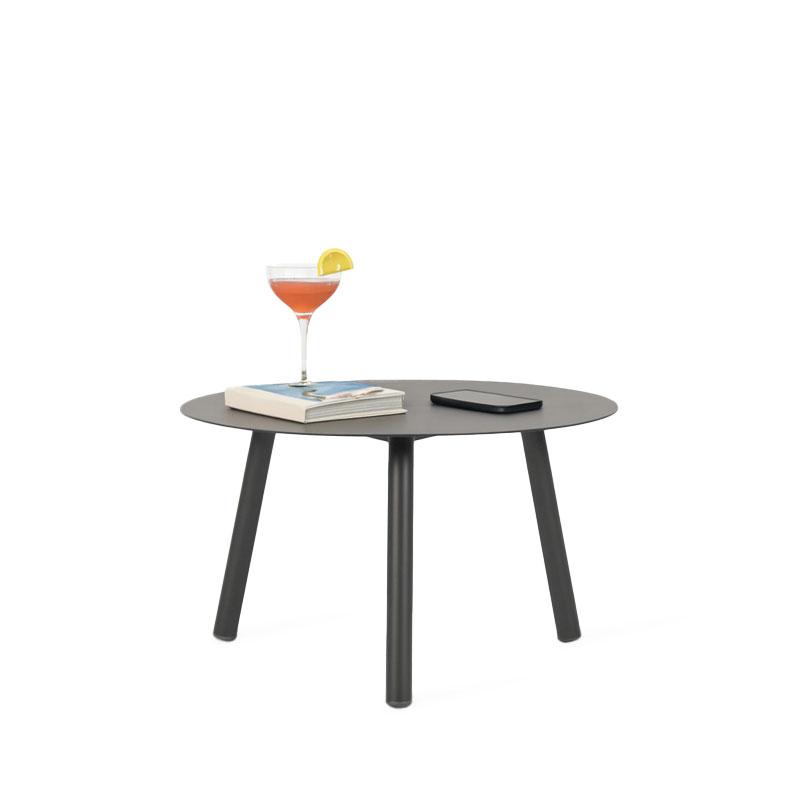 Angers Nantes Cholet Saumur Icones table basse Vincent Sheppard Lilo mobilier 60 exterieur Noir outdoor lounge 01