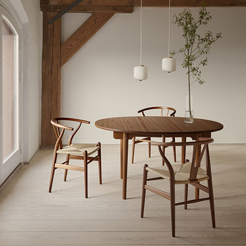 Angers Nantes Cholet Saumur Icones Chaise Fauteuil Carl Hansen CH24 savon Noyer mobilier Wishbone Scandinave Hans J Wegner 5