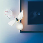 Angers Nantes Cholet Saumur Icones Ingo Maurer Applique lucellino oiseau poetique ampoule verre plume blanc 5