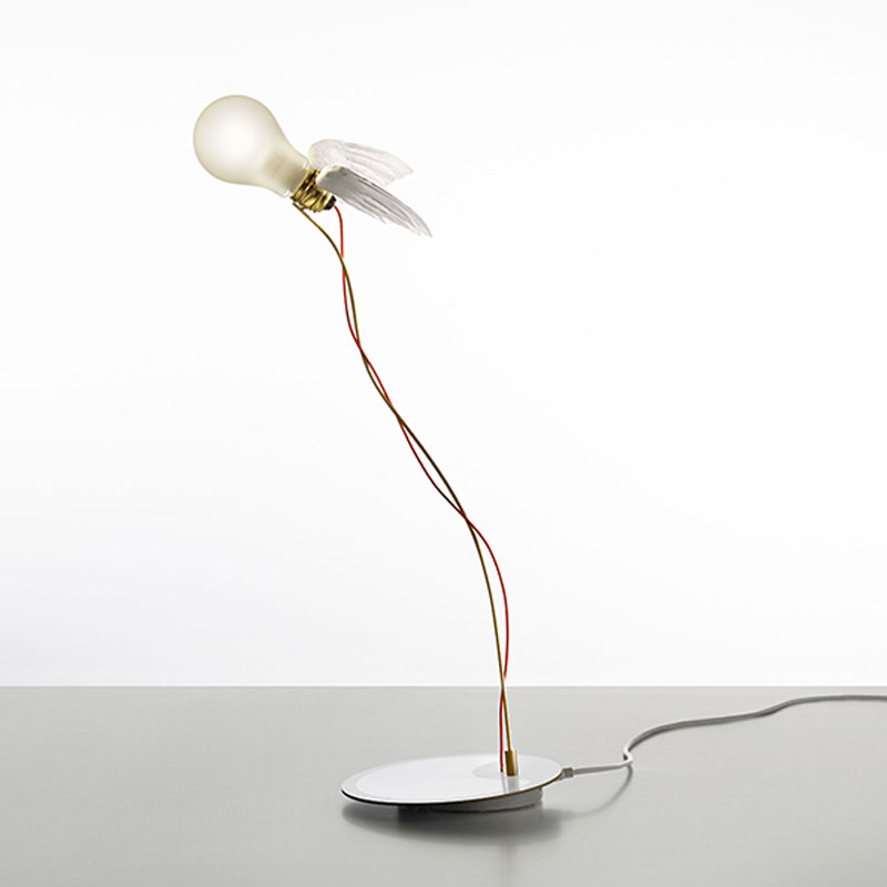 Angers Nantes Cholet Saumur Icones Ingo Maurer Lucellino oiseau plume poetique lampe de table 8