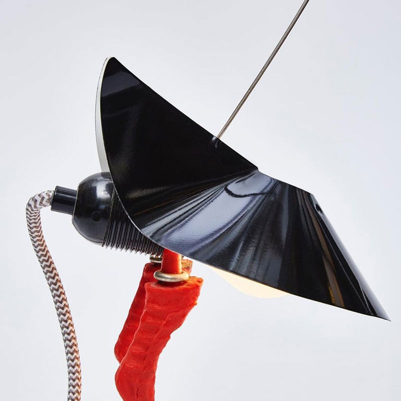 Angers Nantes Cholet Saumur Icones Ingo Maurer lampe a poser Bibibibi oiseau plume porcelaine concept 1