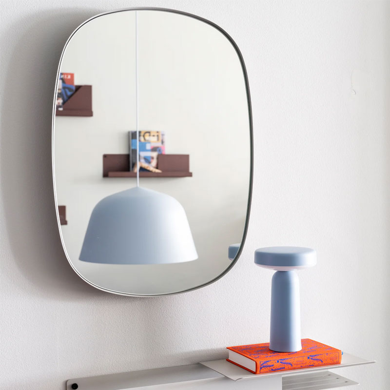 Angers Nantes Cholet Saumur Icones Miroir Framed gris small salle de bain Muuto mobilier Scandinave Mika Tolvanen 5