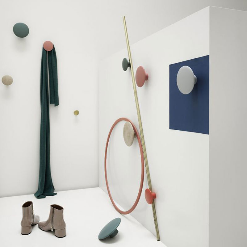 Angers Nantes Cholet Saumur Icones Patère Dots bois chêne Muuto mobilier Scandinave rangement accessoire porte manteau Lars Tornøe 1