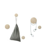 Angers Nantes Cholet Saumur Icones Patère Dots bois chêne Muuto mobilier Scandinave rangement accessoire porte manteau Lars Tornøe 13