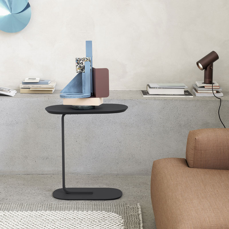 Angers Nantes Cholet Saumur Icones Table D'appoint Gueridon Relate Muuto mobilier Scandinave bois chêne metal blanc studio Big Game 8