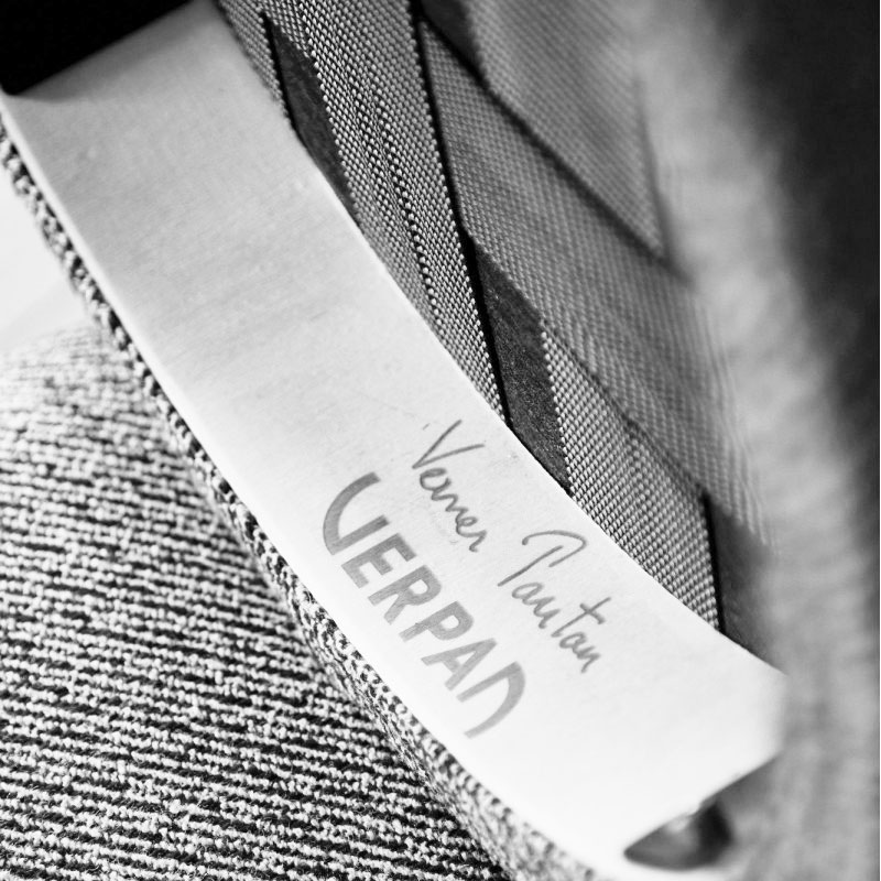 Angers Nantes Cholet Saumur Icones Verpan Chaise Serie 430 restaurant tissu velour art deco mobilier design Verner Panton 1