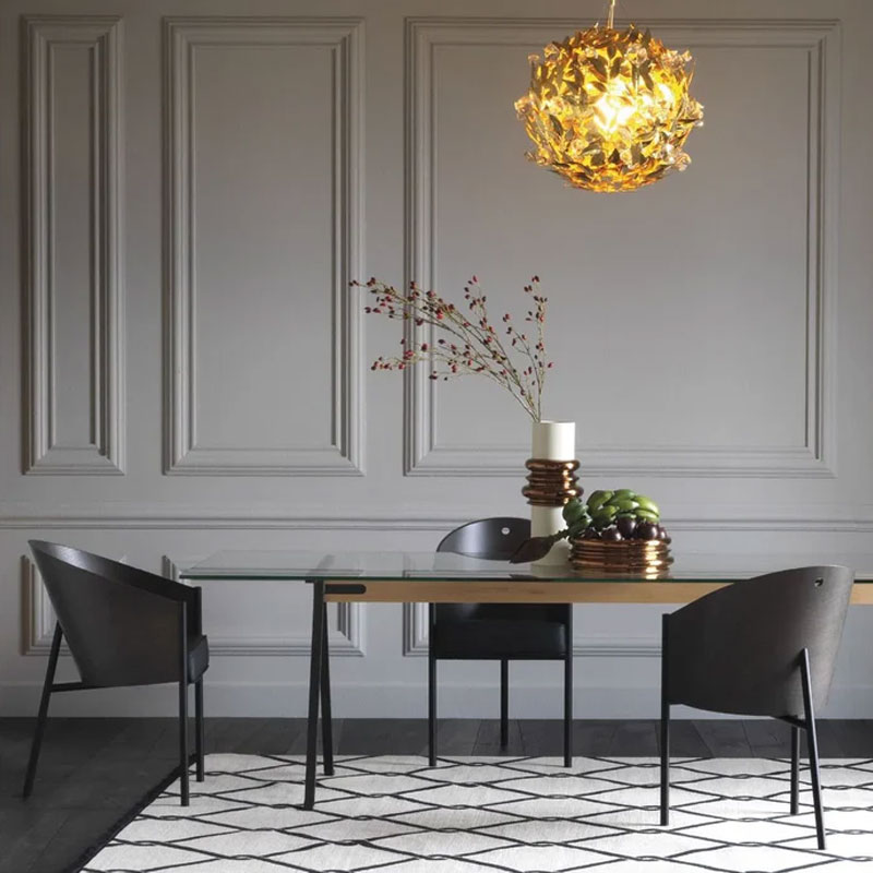 Angers Nantes Cholet Saumur Icones fauteuil Driade Coste restaurant café Costes noir Ebene cuir Paris philippe Starck 15