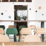 Angers Nantes Cholet Saumur Icones tabouret haut bar cuisine Nerd Muuto mobilier Scandinave bois chêne David Geckeler 7