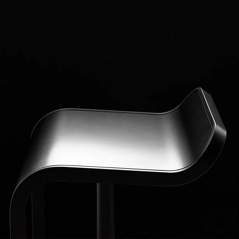 Angers Nantes Cholet Saumur Paris Bordeaux Le mans laval Icones Lapalma Tabouret bois Chêne LEM Noir Piston Bar dimension Shin & Tomo 2