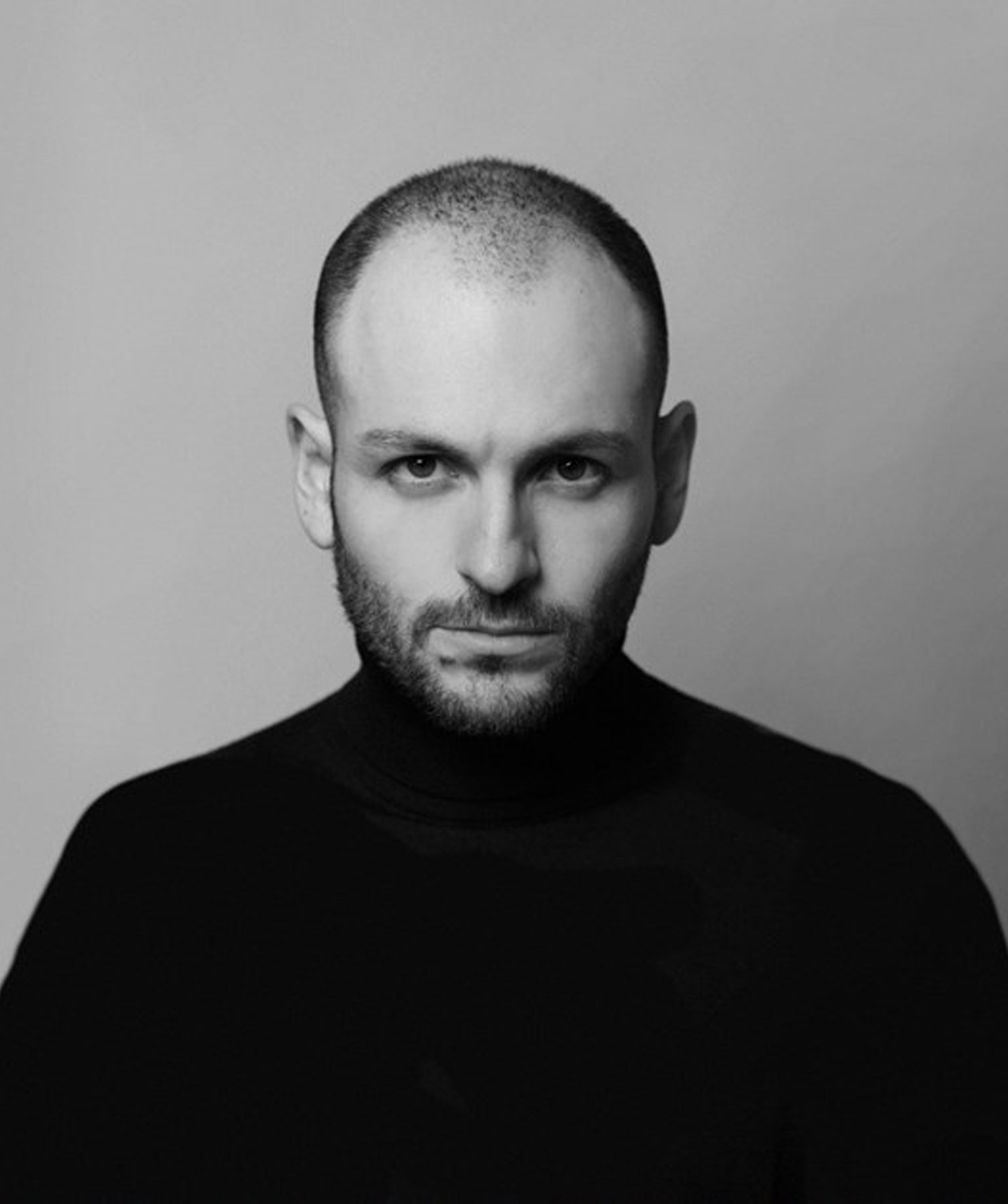 Angers Nantes Cholet Saumur Icones Mdf Italia Table d'appoint Metodo Tube Noir Leonardo Talarico 0