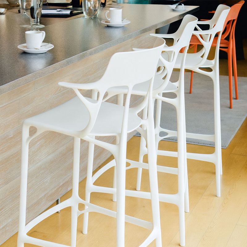 Angers Nantes Cholet Saumur Paris Bordeaux Le Mans Poitiers Niort Icones Kartell Tabouret 75 Haut A.I Gris philippe starck 1