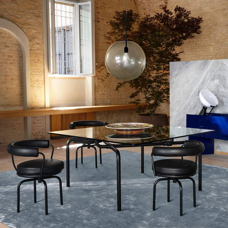 Angers Nantes Paris Bordeaux Poitiers Laval Tours Mans Niort Rennes Poitiers Icônes Cassina Fauteuil Lc 7 Chaise Perriand Noir Corbusier 7