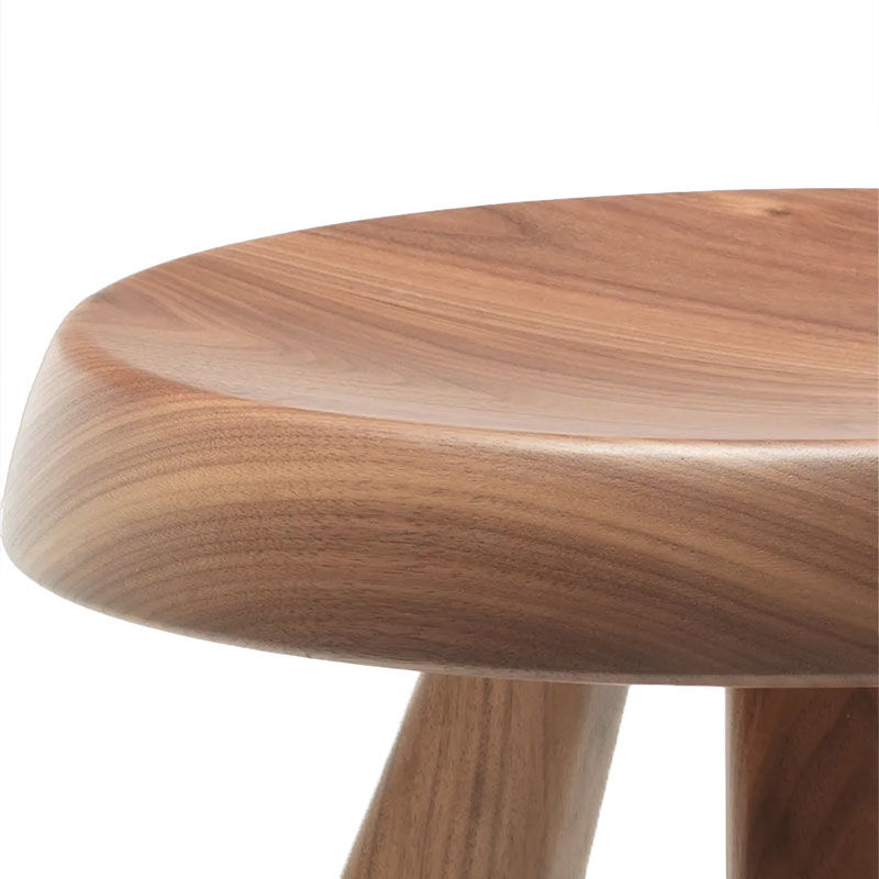 Angers Nantes Paris Bordeaux Poitiers Laval Tours Mans Niort Rennes Poitiers Icônes Cassina Tabouret table 523 Noyer Perriand Corbusier 8