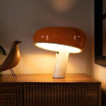 Angers Nantes Cholet Rennes Poitiers Mans bordeaux Paris Tours Laval Niort Icones Flos Snoopy Orange Marbre Blanc Achille Castiglioni lampe de table 11