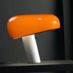 Angers Nantes Cholet Rennes Poitiers Mans bordeaux Paris Tours Laval Niort Icones Flos Snoopy Orange Marbre Blanc Achille Castiglioni lampe de table 4